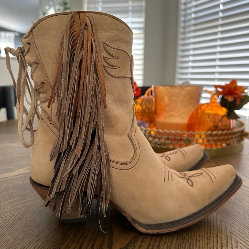 ***SOLD***Junk Gypsy by Lane Fringe Boots